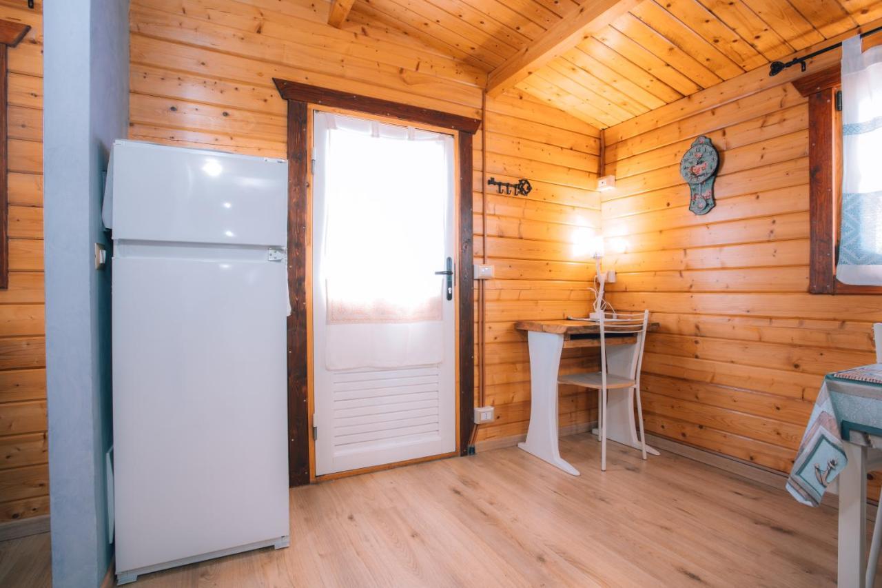 Chalet Sa Petra Ruja - Gadu E Tremene سينيسكولا المظهر الخارجي الصورة
